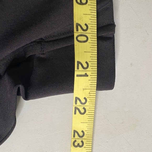 Old Navy Plus Size Wide Leg Activewear - Picture 9 of 11